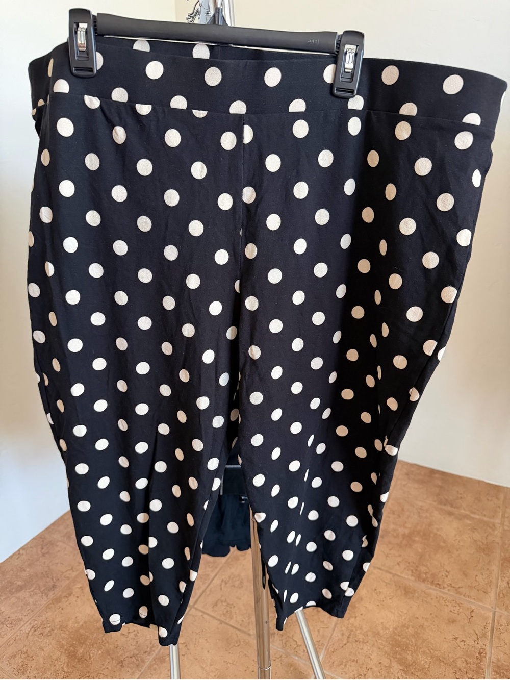 Torrid Mixed Plus Size Lot of 8 Pants Leggings T-Shirts size 5X READ - Picture 8 of 11